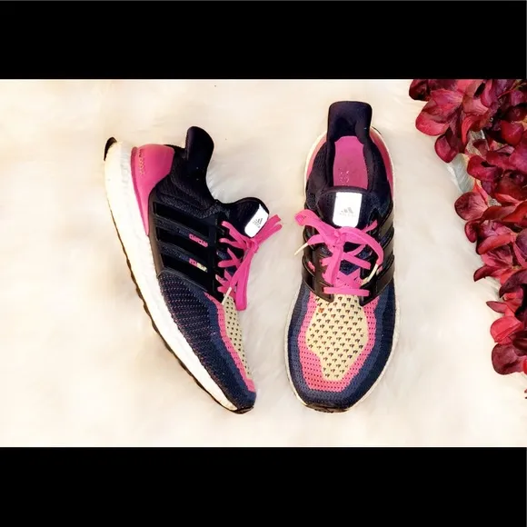 ADIDAS ULTRABOOST Multicolored Sneaker