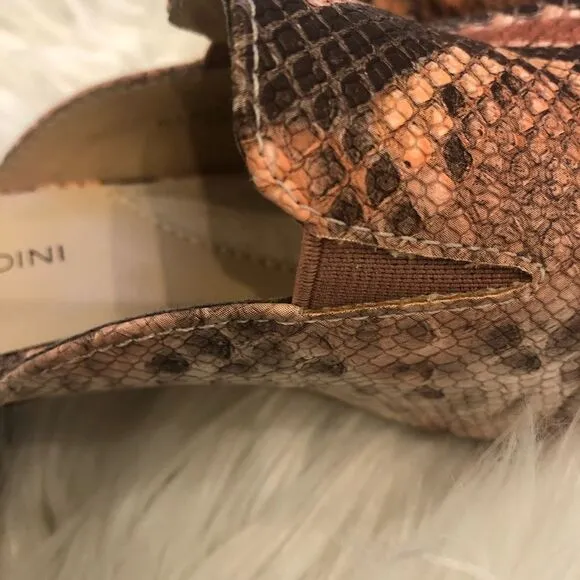 Adrienne Vittadini Snake skin mules. 6.5
