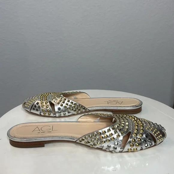 AGL ATTILIO GIUSTI LEOMBRUNI MILLY SILVER STUDDED LEATHER FLAT MULES