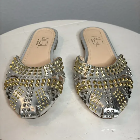AGL ATTILIO GIUSTI LEOMBRUNI MILLY SILVER STUDDED LEATHER FLAT MULES