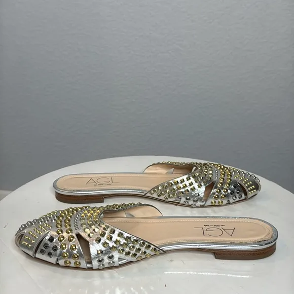 AGL ATTILIO GIUSTI LEOMBRUNI MILLY SILVER STUDDED LEATHER FLAT MULES