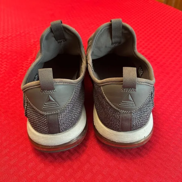 Aldo Men’s Size 11 Sneakers Slip-Ons Gray-Blue Fabric Top Lightweight EUC