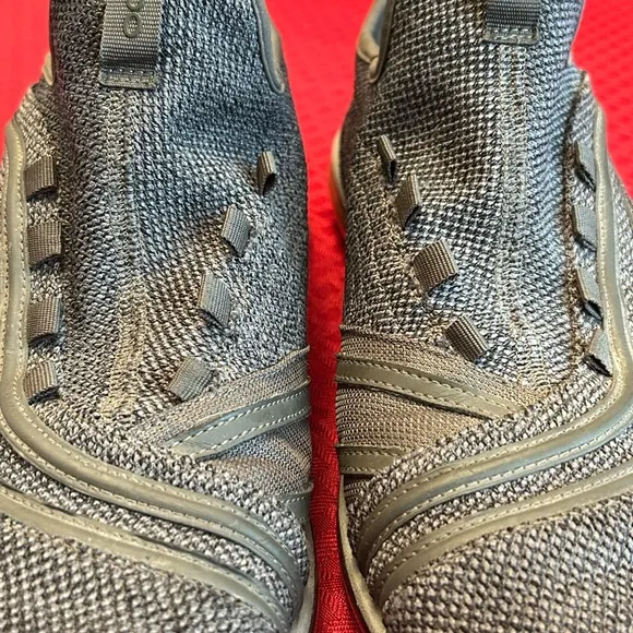 Aldo Men’s Size 11 Sneakers Slip-Ons Gray-Blue Fabric Top Lightweight EUC