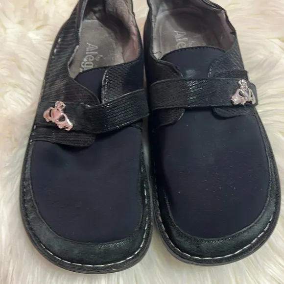 Alegria Black Brenna Claddagh Mules with Decorative Buckle. Size 41 (10.5/11)