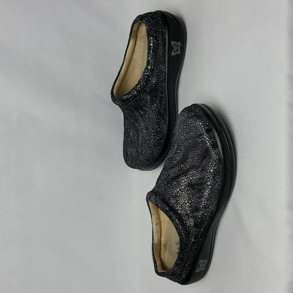 Alegria Kayla Bubble Trouble Mule Clogs Textured Sparkle Comfort Slip Resistant