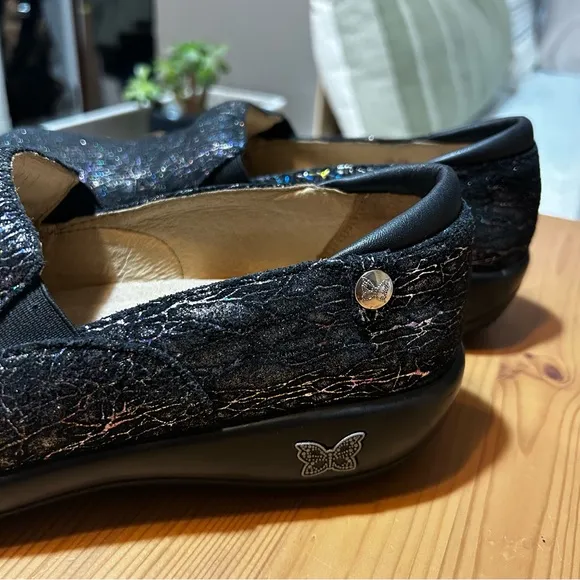 Alegria Keli Anti Slip Leather Clogs Slip On Totally Cellular Metallic 41/10.5