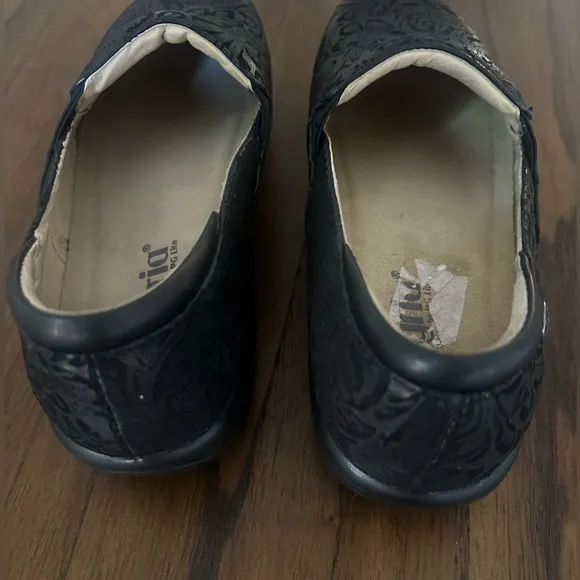 Alegria Keli Black Embossed Paisley Professional Shoe Size EU 40 / US 9.5 / 10