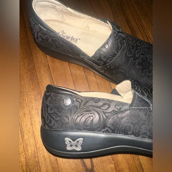 Alegria Keli Black Embossed Paisley Professional Shoe Size EU 40 / US 9.5 / 10