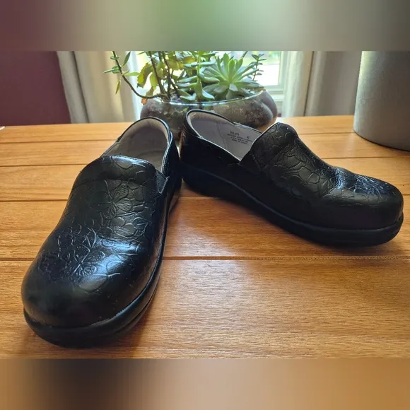 Alegria Leather Professional Clogs - Size 42 (11.5 US)