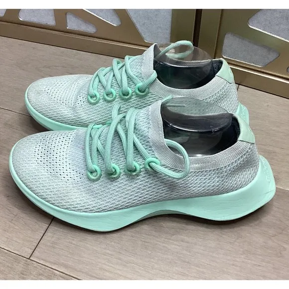 ALLBIRDS Men's Tree Dasher 1 SNEAKERS SZ 9 Roads running shoes Green