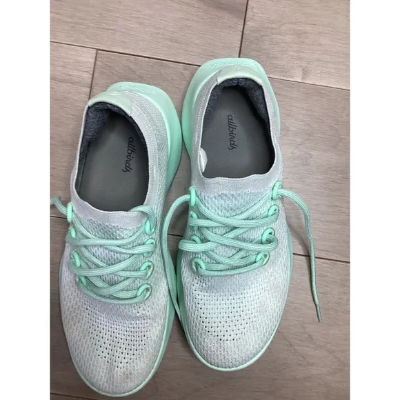 ALLBIRDS Men's Tree Dasher 1 SNEAKERS SZ 9 Roads running shoes Green