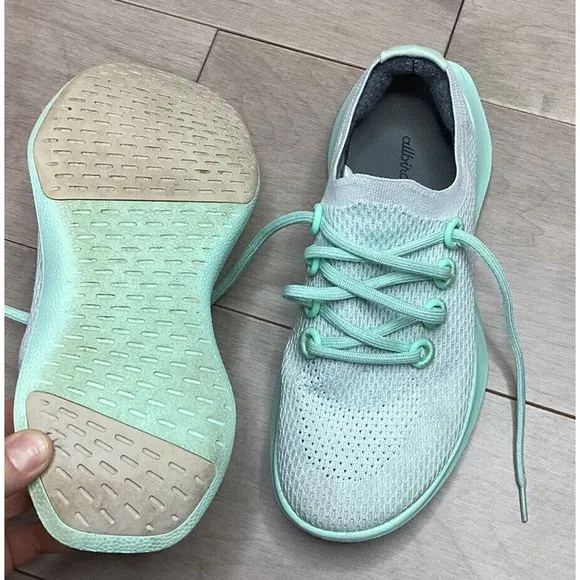 ALLBIRDS Men's Tree Dasher 1 SNEAKERS SZ 9 Roads running shoes Green