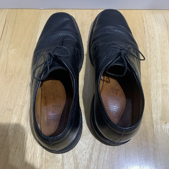 ALLEN EDMONDS &quot;Becker&quot; grained black leather Cap-Toe DRESS OXFORDS sz 8D