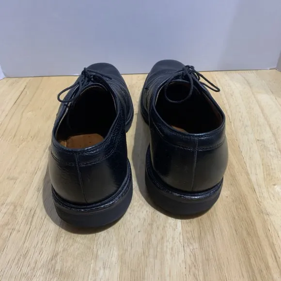 ALLEN EDMONDS &quot;Becker&quot; grained black leather Cap-Toe DRESS OXFORDS sz 8D