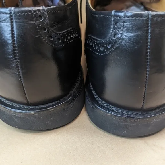 Allen Edmonds &quot;Benton&quot; Cap Toe Oxfords 3408 Men's Size 15D Black leather. Vibram