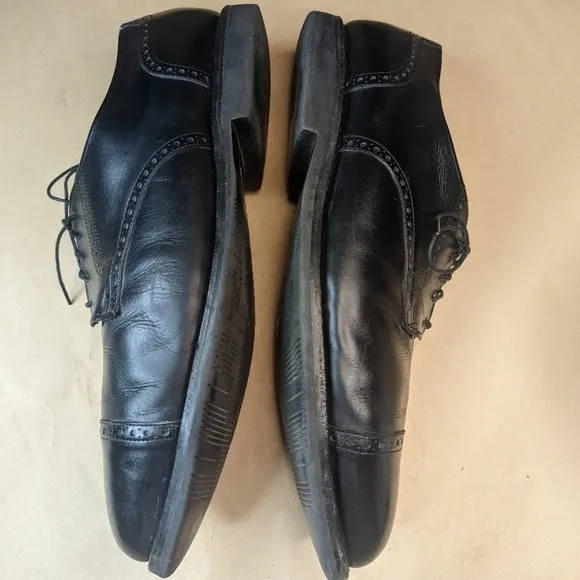 Allen Edmonds &quot;Benton&quot; Cap Toe Oxfords 3408 Men's Size 15D Black leather. Vibram