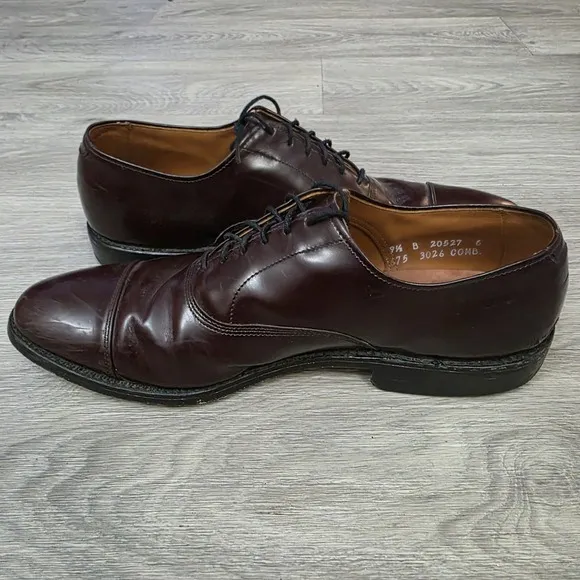 Allen Edmonds  &quot;PARK AVENUE&quot; Cap Toe Oxfords Size 9.5 Burgundy 5675