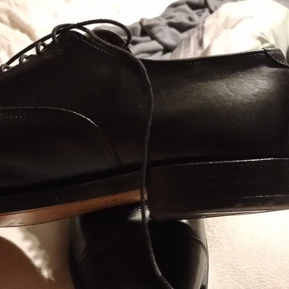 Allen Edmonds Black Leather Oxfords Cap Toe