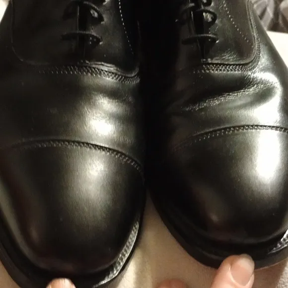 Allen Edmonds Black Leather Oxfords Cap Toe