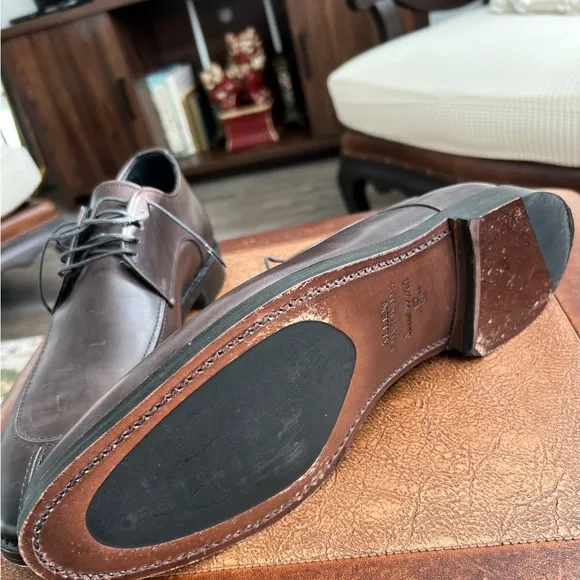 Allen Edmonds Brown Oxfords Sleek Derby Design