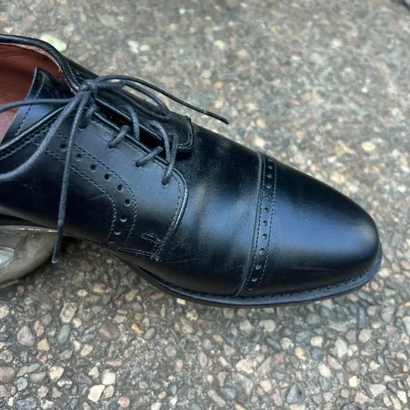 Allen Edmonds Clifton Black Cap Toe Lace Up Dress Oxfords Size 11D