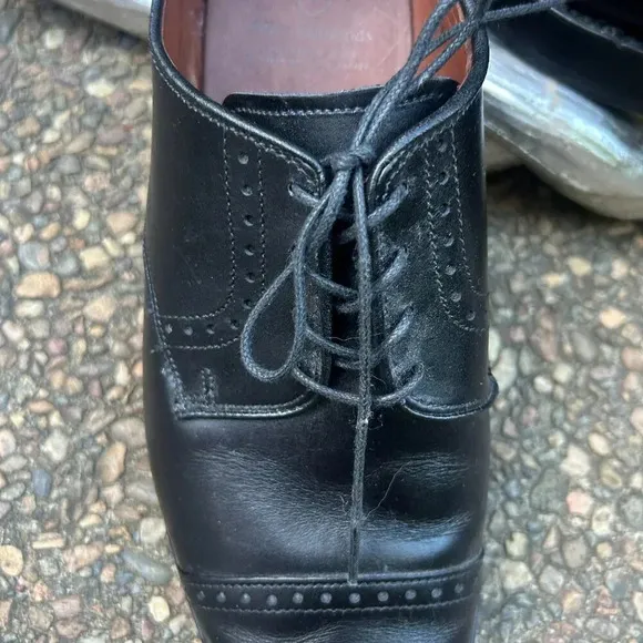 Allen Edmonds Clifton Black Cap Toe Lace Up Dress Oxfords Size 11D