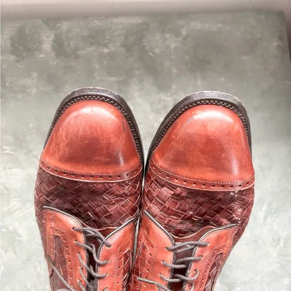 Allen Edmonds crandon woven cap toe oxfords size 9.5 brown leather