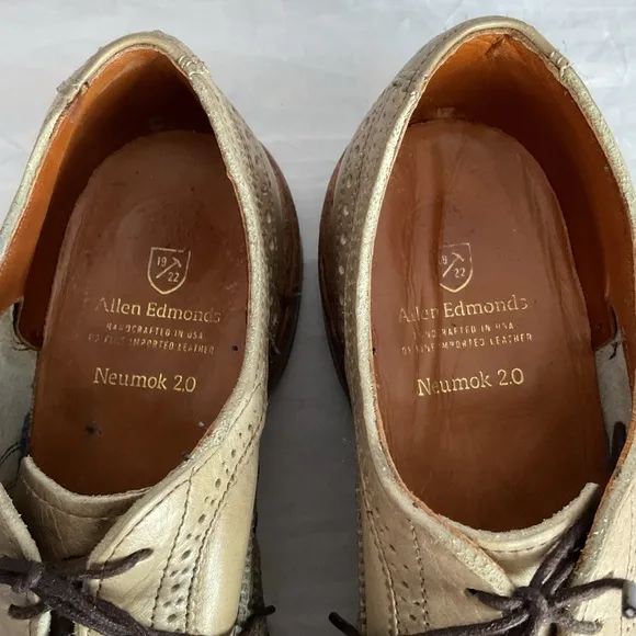 Allen Edmonds Neumok 2.0 Men’s Size 8 D Tan Leather Wingtip Dress Shoes