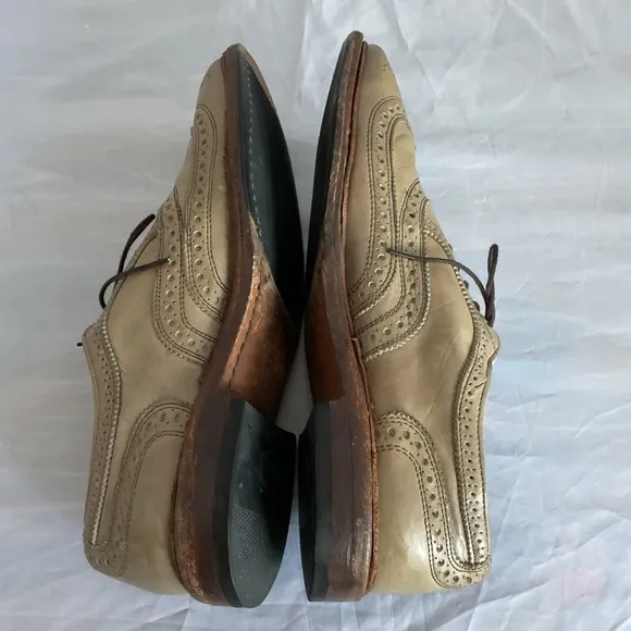 Allen Edmonds Neumok 2.0 Men’s Size 8 D Tan Leather Wingtip Dress Shoes