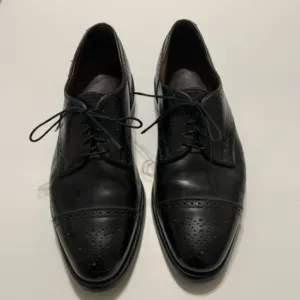 Allen Edmonds Sanford Oxfords Cap Toe Black Leather Men's Dress Shoes Size 9.5 D