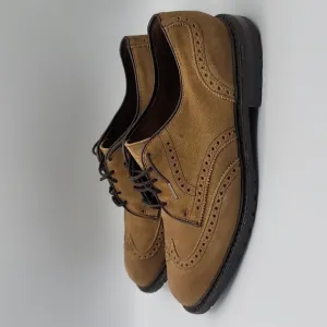 Allen Edmonds Schanutal Brown Nutmeg Suede wingtip Oxfords Men's 9 D