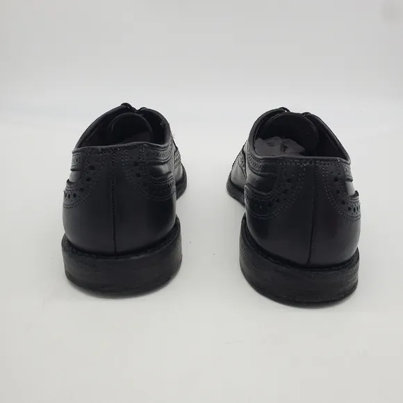 Allen Edmonds Shoe Men's 9 D Bartlett Black Leather Cap Toe Oxfords