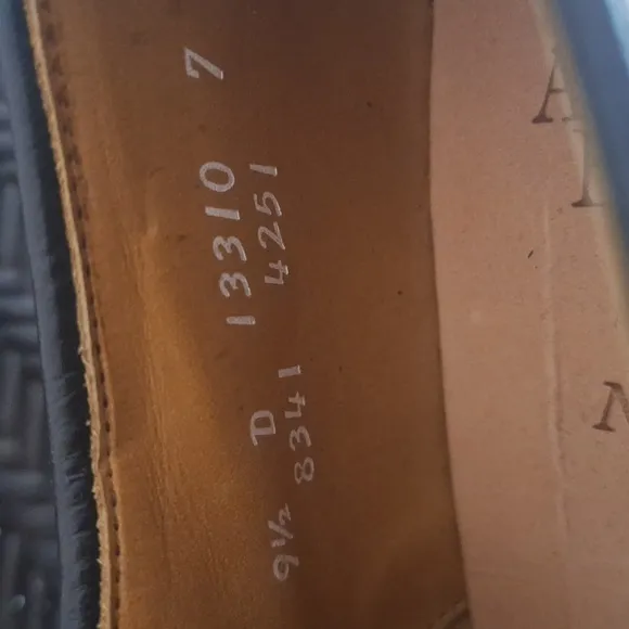 Allen Edmonds Split Toe Oxfords Men Size 9 1/2 D