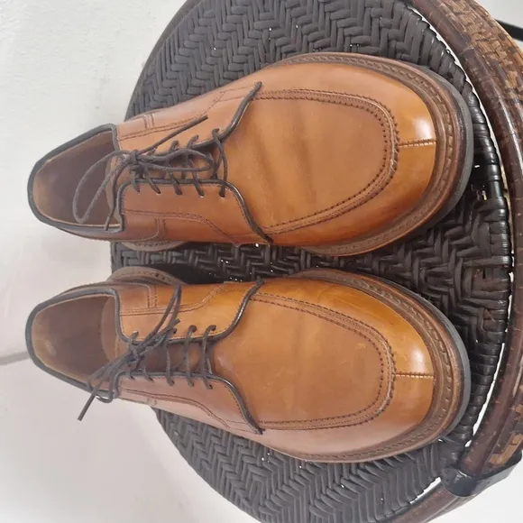 Allen Edmonds Split Toe Oxfords Men Size 9 1/2 D