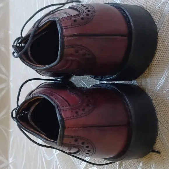 Allen Edmunds Oxford Dress Shoe!