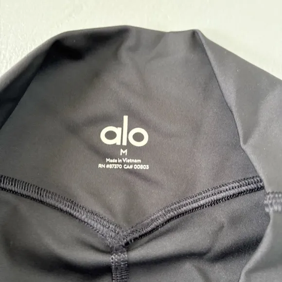 ALO Yoga NWT 5&quot; Airlift Energy Short