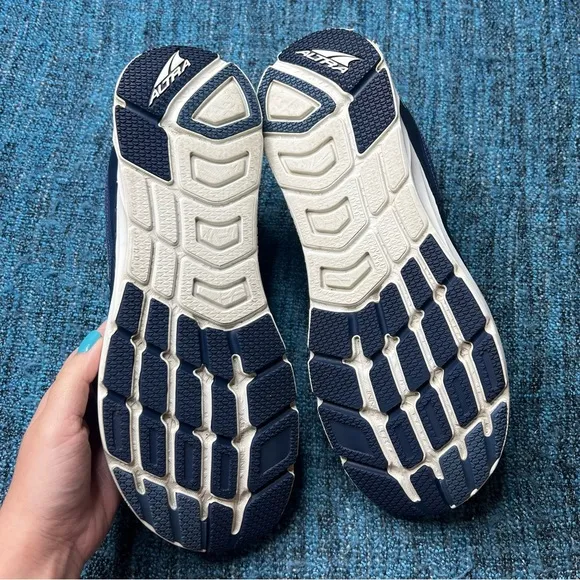 Altra Rivera 2 Running Shoes in Navy Blue