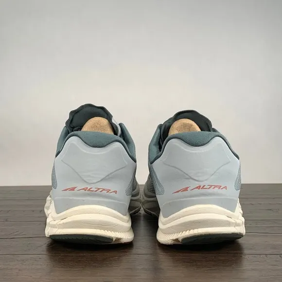 ALTRA Torin 4.5 Mens 9 Light Blue Road Running Shoes Barefoot ZeroDrop Casual