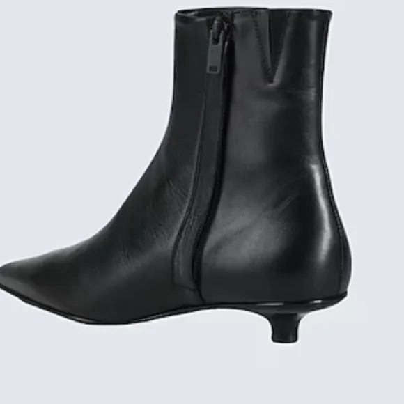 &amp; OTHER STORIES Kitten Heel Ankle boots NEW