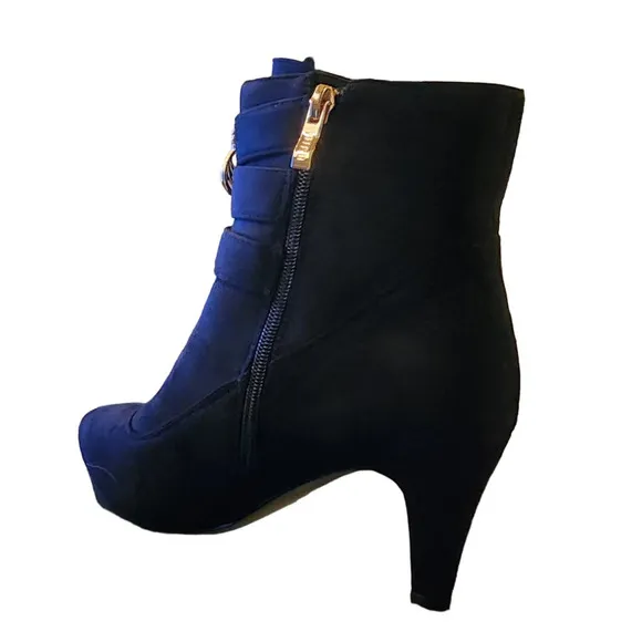 &quot;IDIFU Amanda  High Heels - Almond Toe, Size 8, Ankle Strap Slingback&quot;
