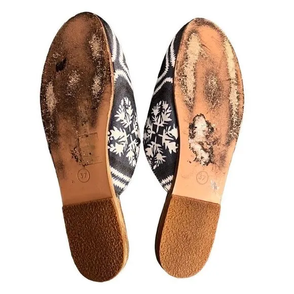 Ancient Greek Sandals Bandana Print Flat Mules Size 6.5