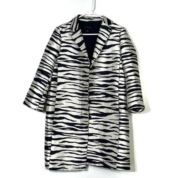 ANN TAYLOR Zebra Coat Navy and Cream Size Small