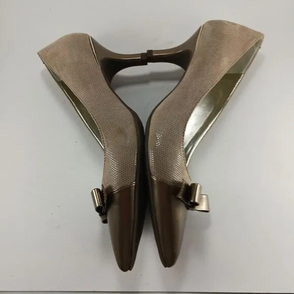 Anne Klein IFlex AkFlouncy Metallic/ Faux Suede Size 8M. NWOT.