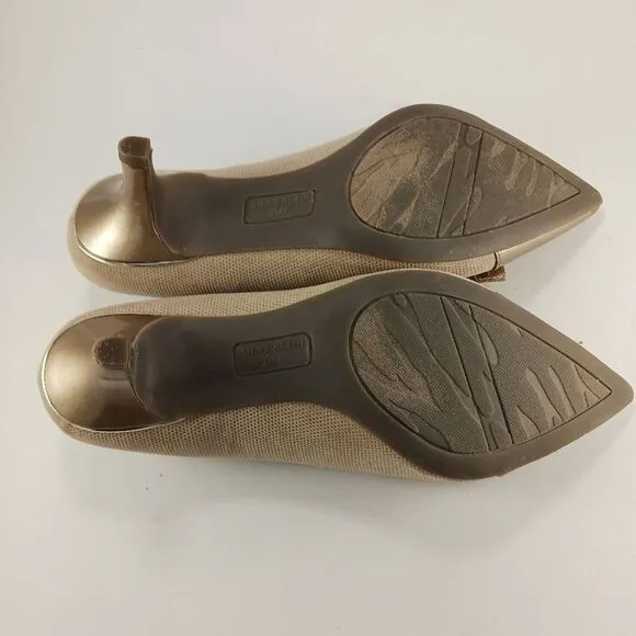 Anne Klein IFlex AkFlouncy Metallic/ Faux Suede Size 8M. NWOT.