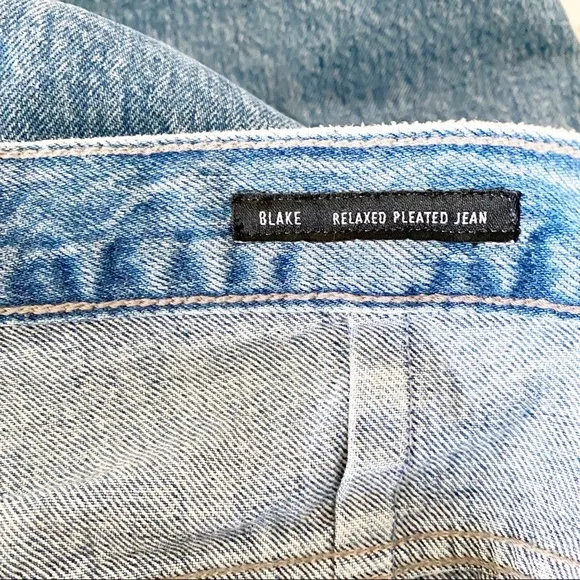 Anthropologie Edwin Blake Relaxed Pleated Jeans Mom 90s Retro