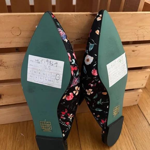 Anthropologie LAB Size 38 8 Black Floral Tasseled Pointed Toe Slides Flats Mules