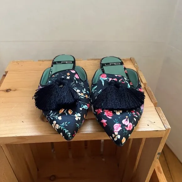 Anthropologie LAB Size 38 8 Black Floral Tasseled Pointed Toe Slides Flats Mules