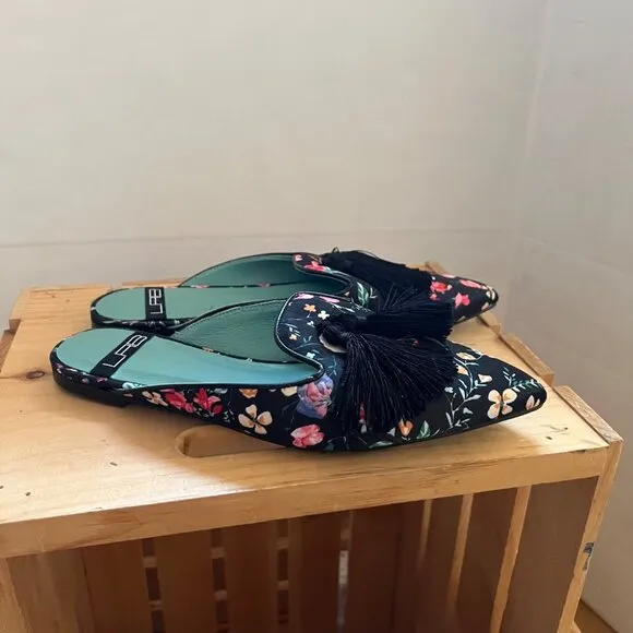 Anthropologie LAB Size 38 8 Black Floral Tasseled Pointed Toe Slides Flats Mules