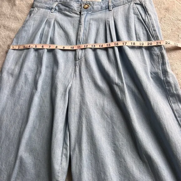 Anthropologie Pilcro &amp; The Letterpress Mina Drapey Chambray Culotte Shorts
