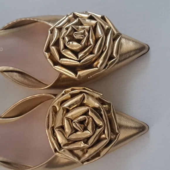 Antonio Melani x Jennifer Sumko Jensy Metallic Coated Flower Dress Mules